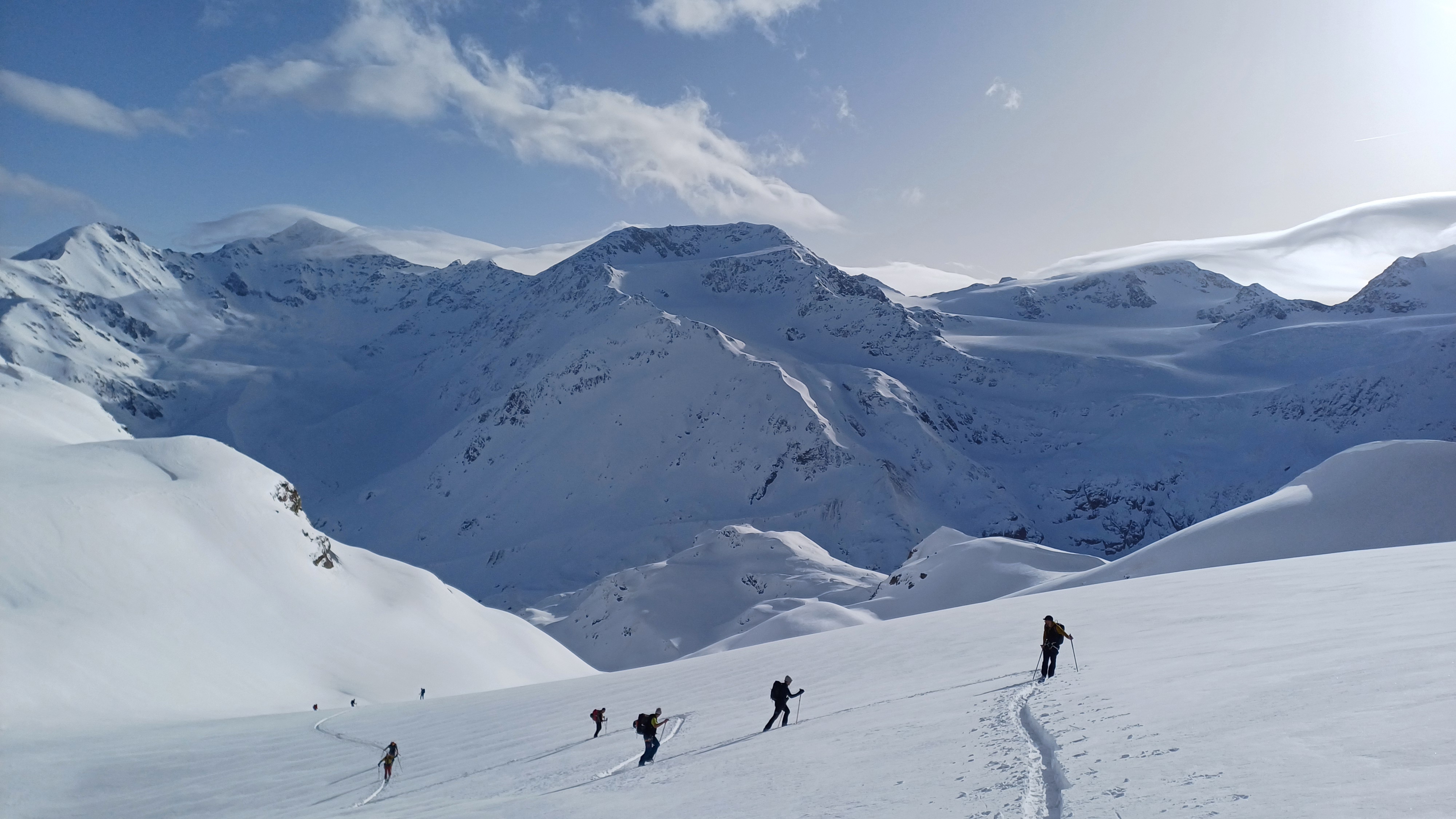 Na ladovci Forni s Cevedale v pozadi Na_ladovci_Forni_s_Cevedale_v_pozadi