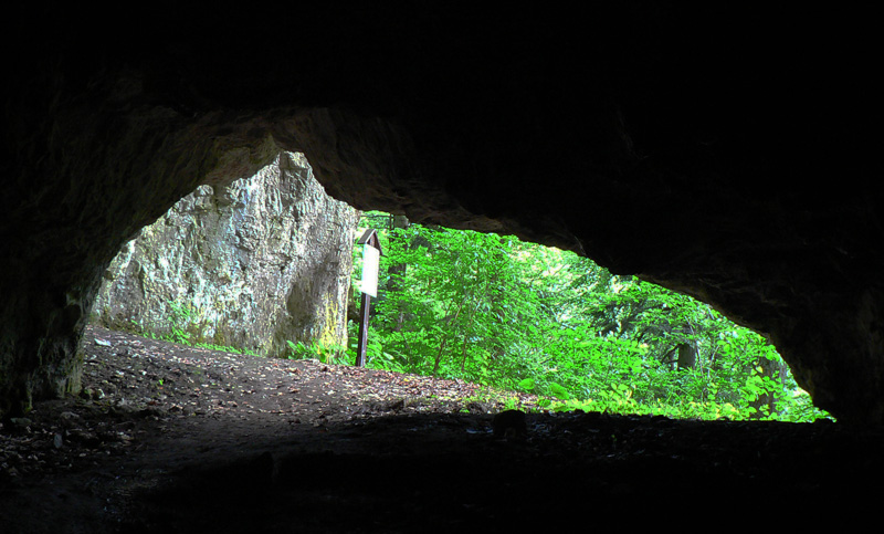 jaskyne-kaplnka-a-netopieria-nad-banskou-bystricou
